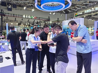 大羽AI燃?xì)獍踩[患排查“黑科技”，亮相2025廊坊經(jīng)洽會引領(lǐng)通信科技新變革